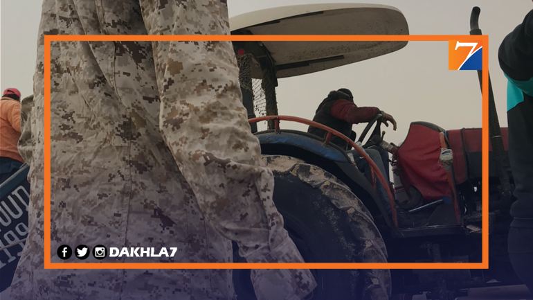 “كاشطور” بقرية الصيد انتيرفت يتحدى القانون