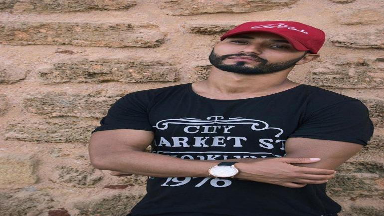 الفنان “نزار بوعرير” غادي يلانصي ديسك جديد