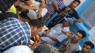 بعد تخفيف الحجر.. إفطار جماعي في أحد الأحياء يثير غضب رواد مواقع التواصل الإجتماعي (فيديو)