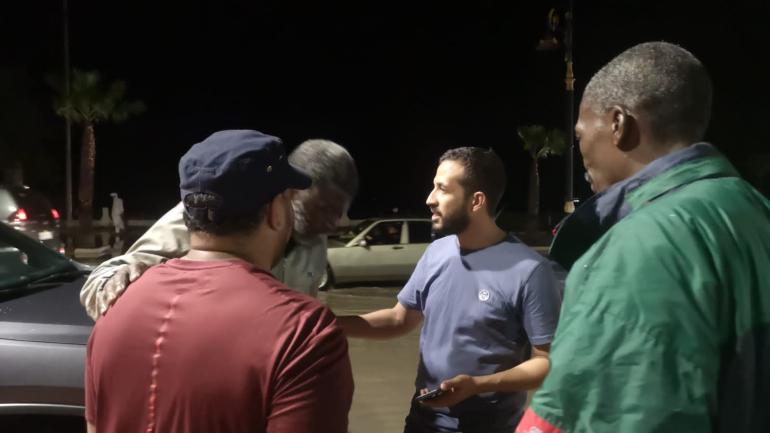 الراغب حرمة الله يقف شخصيا على عمل فرق خاصة لتصريف مياه الأمطار