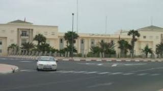 أعوان السلطة يطالبون بالافراج عن بقعهم الارضية بالداخلة