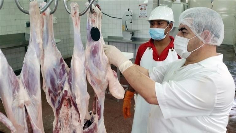 اللّي غادي يذبح العيد..الـONSS الگزار خاص يكون مهني أو موسمي وتكون عندو رخصة مسلمة من السلطات وردُّو البال من نفخ الأضحية من الفم