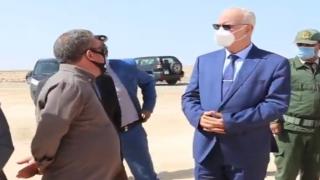 الصحافيين ديال الداخلة كاعيين على رجل سلطة في أوسرد مخالهم يديرو خدمتهم.. و العامل الجواهري مطالب بالتوضيح