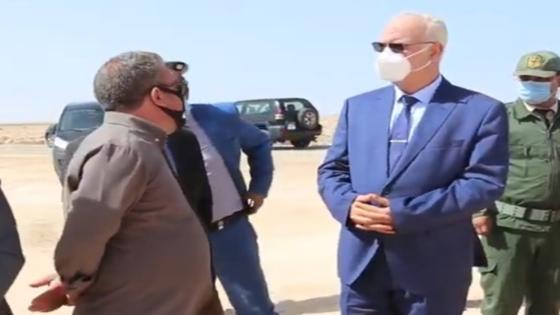 الصحافيين ديال الداخلة كاعيين على رجل سلطة في أوسرد مخالهم يديرو خدمتهم.. و العامل الجواهري مطالب بالتوضيح