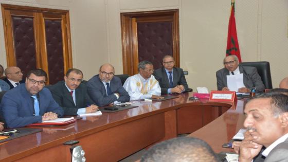 والي الجهة يترأس إجتماع لجنة القيادة الخاصة بالبرنامج المندمج لتنمية الأقاليم الجنوبية.