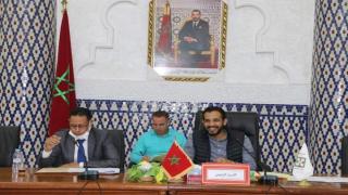 بحضور المدير الجهوي للسياحة.. ملاك الوحدات الفندقية بالداخلة يجتمعون برئيس المجلس الجماعي للداخلة