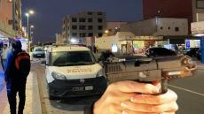 البوليس قرقبوا على ربعة ديال البزنازة.. وشرطي صوّب بالغط على صاحبو