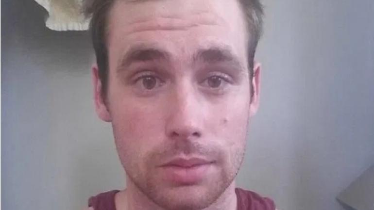 بالويسكي الساخن والعسل.. بريطاني يتمكن من هزيمة كورونا في عقر داره