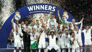 للمرة الخامسة في تاريخه: ريال مدريد الإسباني يحرز على كأس السوبر الأوروبية لكرة القدم