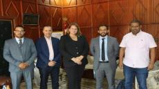 رئيس المجلس الجماعي للداخلة يستقبل وفد عن المعهد الجمهوري الدولي الأمريكي.