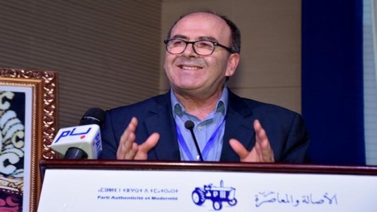 هل يحدث بنشماس المفاجأة ويخلف نفسه على رأس الأمانة العامة ل’التراكتور’؟