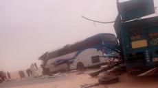 حرب الطرقات.. مصرع شخصين على الأقل في حادث سير بين مدينة العيون و الطرفاية