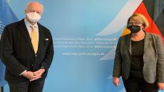 دي ميستورا يلتقي سفيرة ألمانيا لدى الأمم المتحدة أنجي ليندرتس لمناقشة آخر تطورات قضية الصحراء