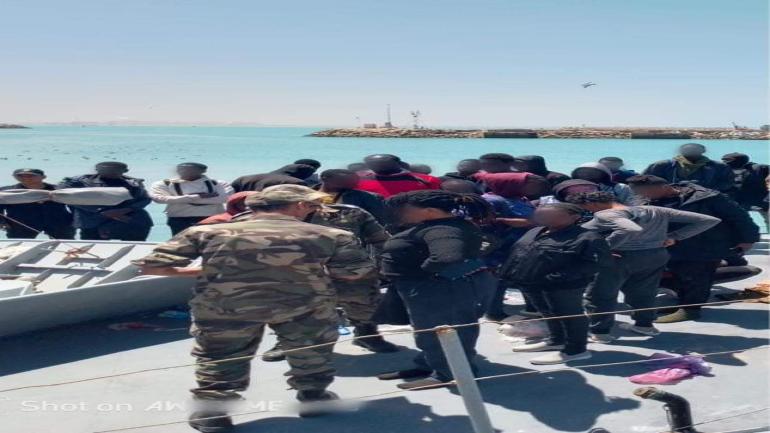 انقاذ 131 مرشحا للهجرة غير النظامية ضمنهم 27 امرأة و 08 قاصرين قرب مدينة العيون
