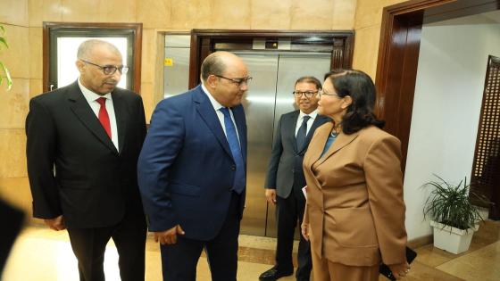 أحمد المهدي المزواري يتسلم مهامه على رأس قطاع الصيد البحري خلفا لزكية الدريوش