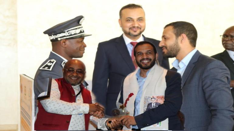 مؤسسة “FOR PEACE” تسلم جائزة دولية للسلام و الأمن للراغب حرمة الله رئيس جماعة الداخلة