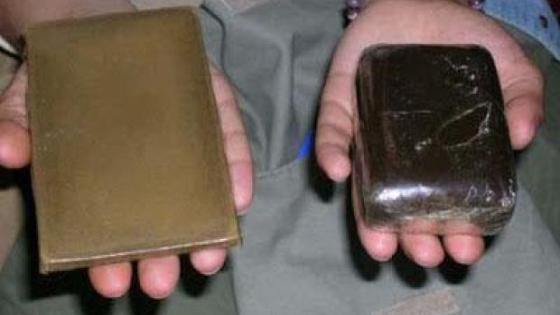 توقيف شخصا بحوزته 34 صفيحة من مخدر الشيرا و مبلغا ماليا ببوجدور