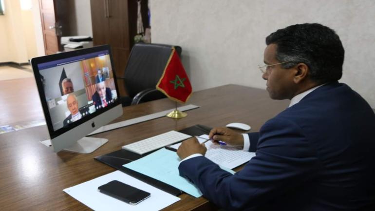 اجتماع وزير الفلاحة والصيد برئيس الغرفة الفلاحية عبر تقنية “اللايف”