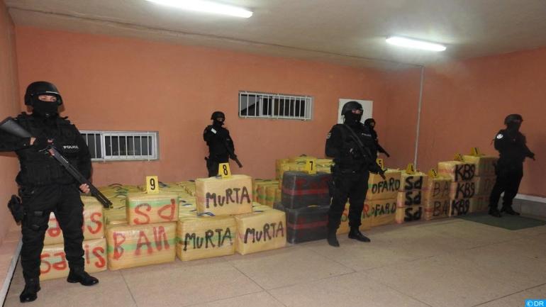 إجهاض عملية للتهريب الدولي لثلاثة أطنان و960 كيلوغراما من مخدر الشيرا