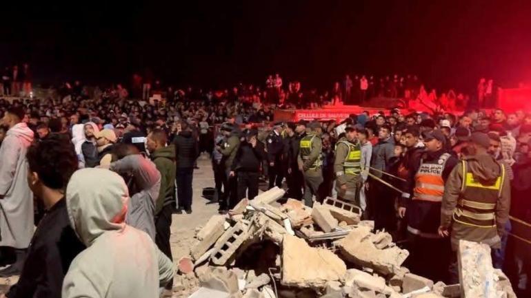 ارتفاع حصيلة ضحايا حادث انهيار بنايتين سكنيتين بفاس إلى 22 حالة وفاة وإصابة 16 شخصا بجروح متفاوتة الخطورة