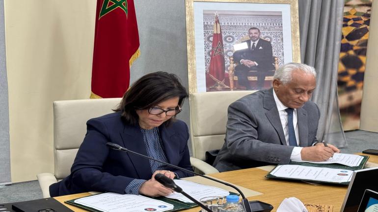 توقيع اتفاقية إطار حول بلورة وتنفيذ برامج للتكوين في مجال مهن الصيد البحري لفائدة نزيلات ونزلاء المؤسسات السجنية