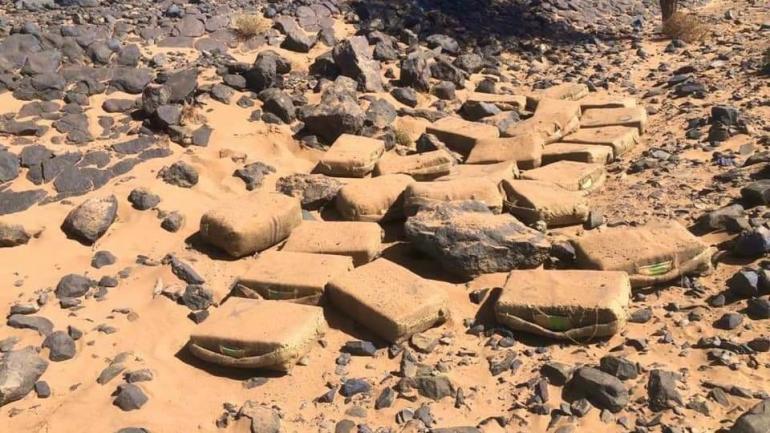تفكيك شبكة للاتجار فالمخدرات .. لقاو عندها 50 مليون كاش و 600 كيلو ديال لحشيش