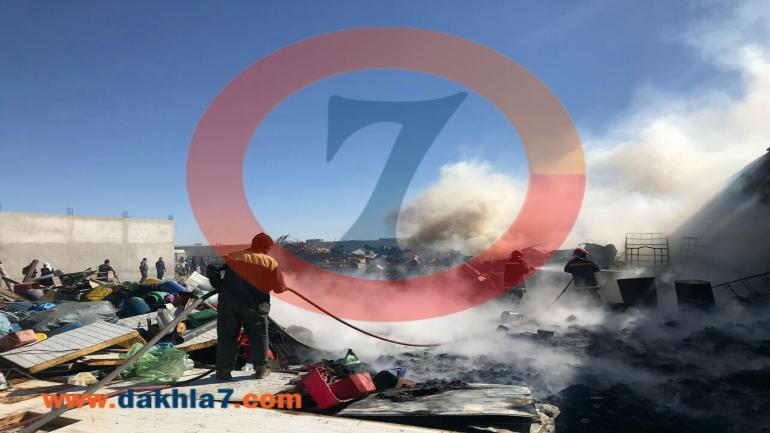 عاجل .. حريق بمحل بالمنطقة الصناعية بالداخلة