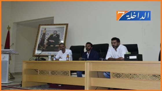 المرشدين السياحيين بالداخلة يعقدون جمع عام استثنائي لإنتخاب مكتب يمثلهم