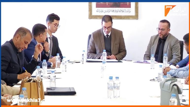 خلية الأطفال والنساء ضحايا العنف بمحكمة وادي الذهب تقارب موضوع الجرائم الالكترونية ضد النساء