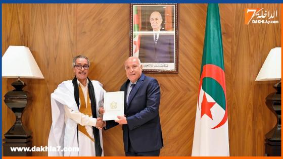 {"remix_data":[],"remix_entry_point":"challenges","source_tags":["local"],"origin":"unknown","total_draw_time":0,"total_draw_actions":0,"layers_used":0,"brushes_used":0,"photos_added":0,"total_editor_actions":{},"tools_used":{"transform":1,"beautify":1},"is_sticker":false,"edited_since_last_sticker_save":true,"containsFTESticker":false}