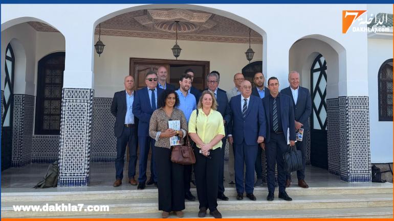 والي جهة الداخلة وادي الذهب يتباحث مع وفد اقتصادي يمثل جهة مونبلييه الفرنسية حول فرص التعاون والاستثمار