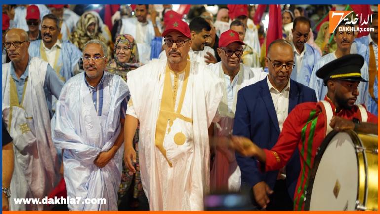 ساكنة جهة الداخلة وادي الذهب بقيادة الخطاط ينجا يثمنون قرار مجلس الأمن 2797 ويؤكدون تشبثهم بالوحدة الترابية للمملكة