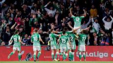 ثنائية بيتيس تجرد ريال مدريد من صدارة الليجا