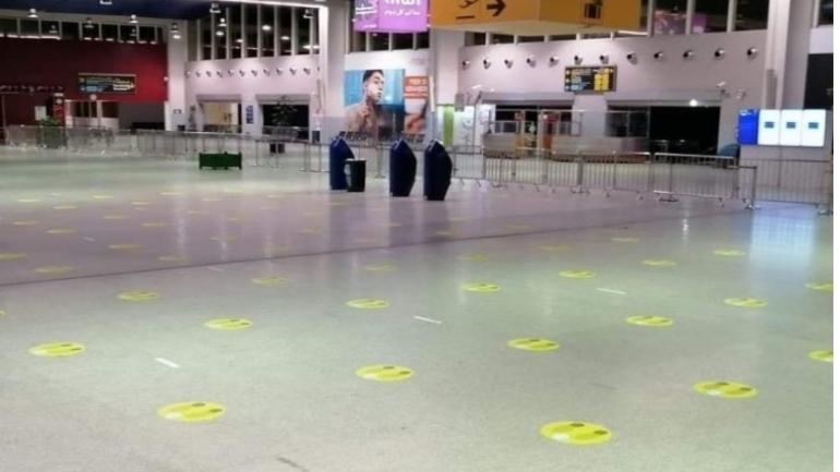 إستعدادات على قدم وساق بمطار الدارالبيضاء قبل فتح الأجواء المغربية أمام الملاحة الجوية