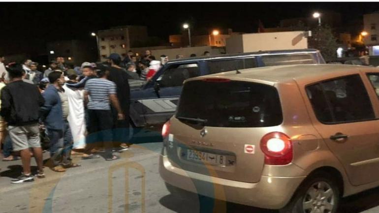 ياربي السلامة … كسيدة خايبة  قرب محطة الطاكسيات بالداخلة