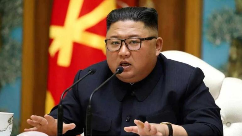 كوريا الشمالية تعلن “حالة الطوارئ القصوى” بعد رصد أول حالة إصابة محتملة بكورونا