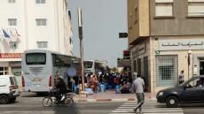 الداخلة…عالقين من موريتانيا وكوت ديفوار بداو كيرجعو لبلدانهم عبر الكركرات