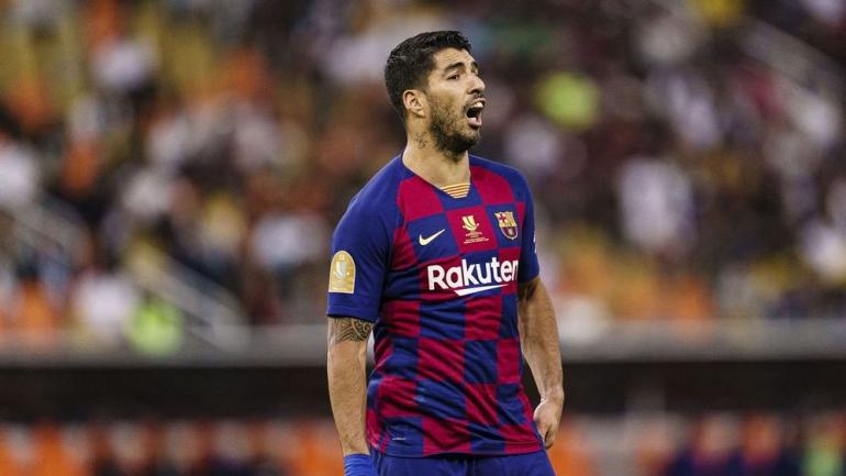 رسميا | “مصائب برشلونة” تتواصل.. النادي يؤكد خضوع لويس سواريز لعملية جراحية!