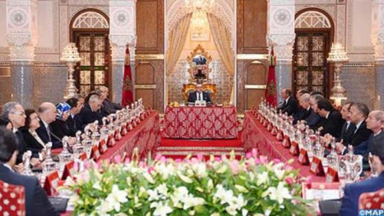 الملك يترأس مجلسا وزاريا للبت في مشاريع قوانين واتفاقيات دولية